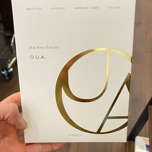 O U A double blooming rice mask pack